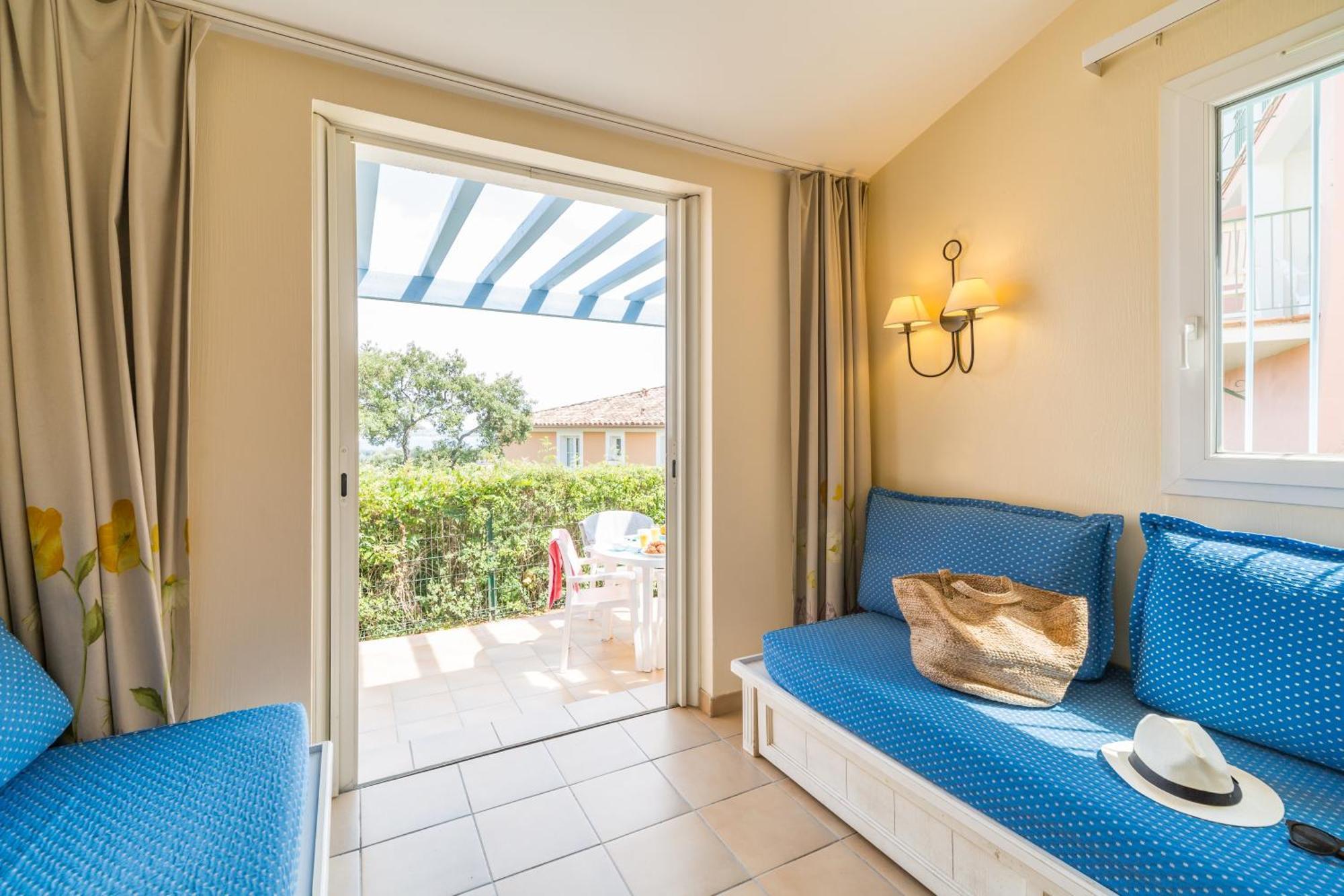 Residence Pierre & Vacances Les Restanques Du Golfe De Saint-Tropez Grimaud Exterior foto