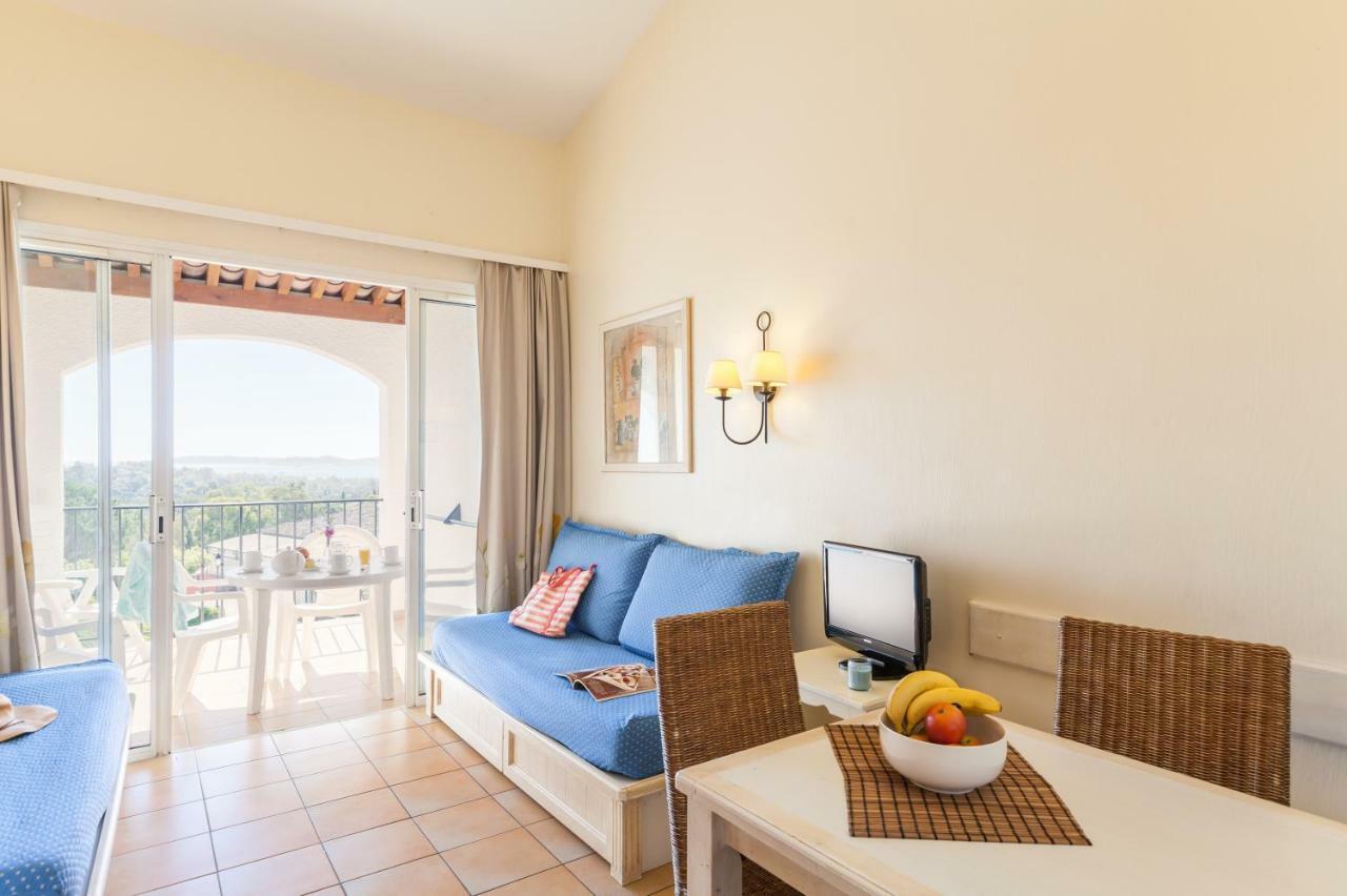 Residence Pierre & Vacances Les Restanques Du Golfe De Saint-Tropez Grimaud Exterior foto